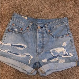 Levi’s 501 distressed shorts